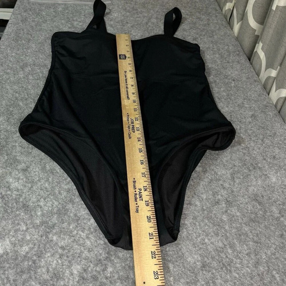 Athleta Square Neck V Cup One Piece Swimsuit Womens 36B/C Black Slimming - Picture 12 of 13